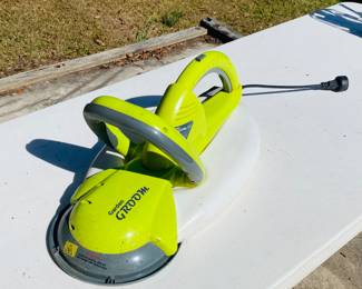 Garden groom, handheld hedge, and brush shaper