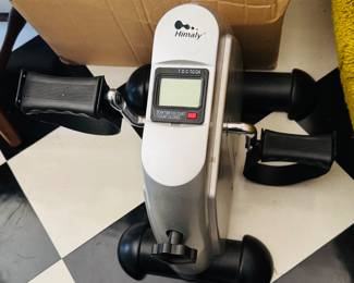 Himaly Mini Trainer Bike, Under Desk Exercise Bike Pedal Exerciser