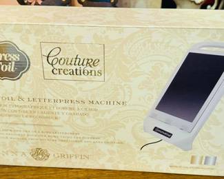 Press, and foil machine