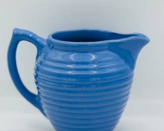 
Vintage blue 
Ribbed milk pitcher