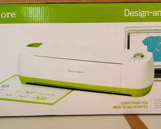 Cricut explore design and cut system new in box