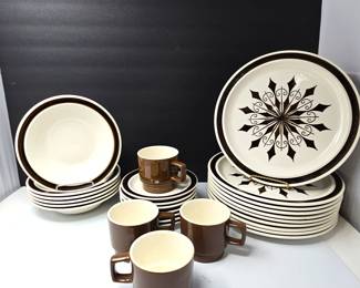 Royal China Majestic Ironstone Atomic Medallion Dinnerware Set – 10 Dinner Plates, 5 Bowls, 7 Saucers & 4 Mugs – MCM

