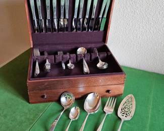 Vintage Community Silverplate Flatware Set w/ Case – 64 Pieces Including Serving Utensils – Elegant Pattern