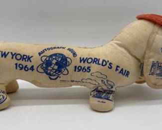 "Autograph Hound" plush toy from 1964-65 New York World's Fair