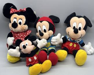 2-Plush Mickey Mouse + 2-Plus Minnie Mouse