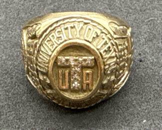 University of Texas 10KT Gold Men’s Ring