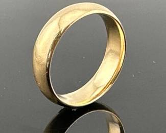 Men’s 14kt gold wedding band