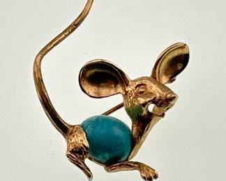 Vintage 14kt gold mouse brooch with turquoise cabochon belly