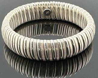 Fine .999 silver Omega etched stretch bracelet