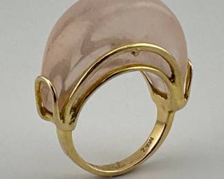 MAZ 14kt rose quartz ring
