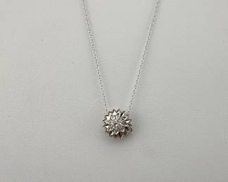 14kt white gold necklace with diamond pendant