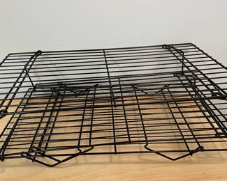 M298 set of 3 baking cooler racks $6