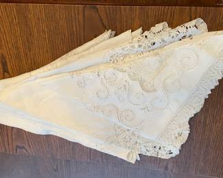 M269 misc tabletop cloths $6