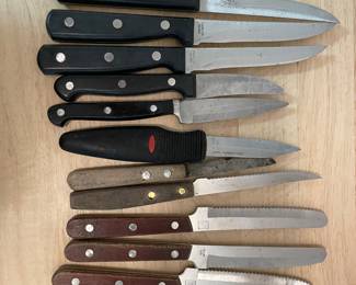 M295 assorted kitchen knives $8