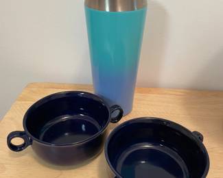 M303 (3) set of soup mugs and water bottle $4