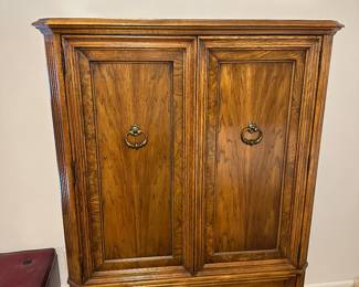 Sklar Peppler wardrobe 
