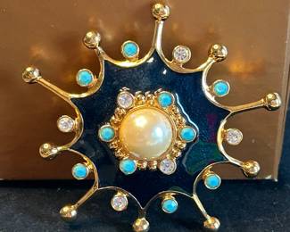 Jose Barrera for Avon Brooch