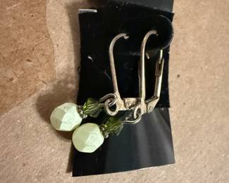 Green Beaded Earrings $3.00
