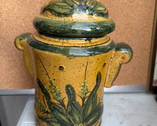 Pottery Jar $12.00