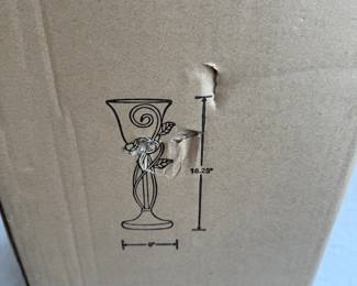 Kenroy Lamp $35.00 New in Box 
