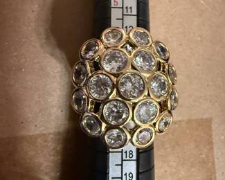 Size 7 Clear Multi Stone Ring $12.00