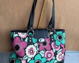 Isabella Fiore Flower Purse $30.00
