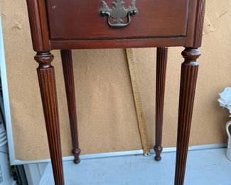 Drexel Mahogany Side Table $40.00