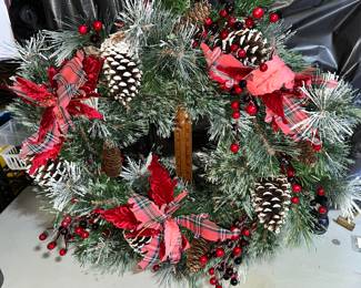 Holiday Wreath $8.00