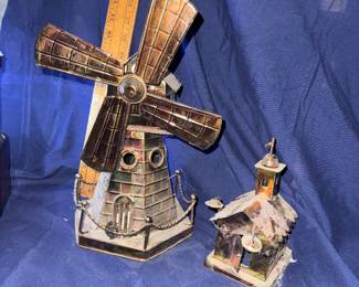 2 Metal Music Boxes $8.00