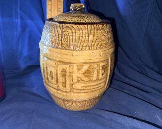Monmouth Barrel Cookie Jar $10.00