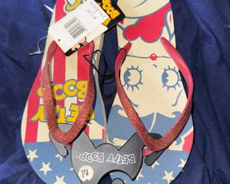 Betty Boop Flip Flops Size M $4.00