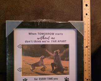 Pet Frame $6.00