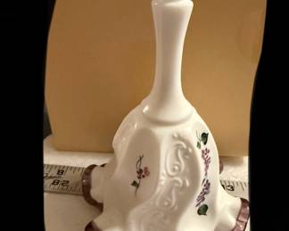 Fenton Wave Crest Bell $8.00