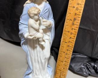 Figurine Mary and Jesus $7.00