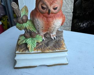 Royal Crown Owl Music Box $5.00