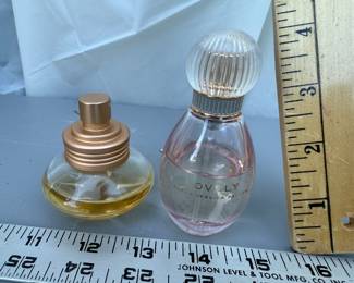 2 Perfumes $8.00