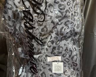 Pashmire Gray Scarf $5.00