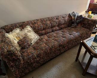 Statement piece, tapestry couch