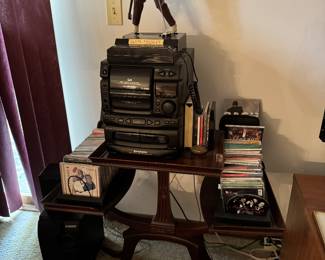 Stereo system and CDs