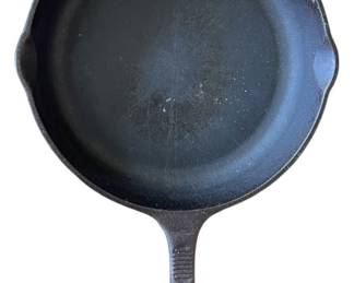 Benjamin Medwin 10.5 In Cast Iron Skillet