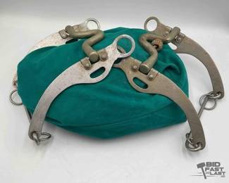 363 2 Vintage Quick bits