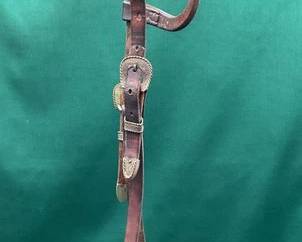 522  Vintage leather one ear head stall 