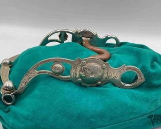 200 Fancy silver show bit