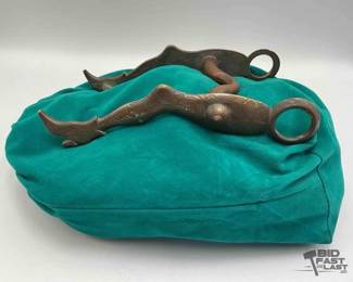 231 Vintage lady leg bit