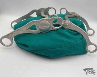 355 2 Aluminum bits 1crockett, 1 no marking