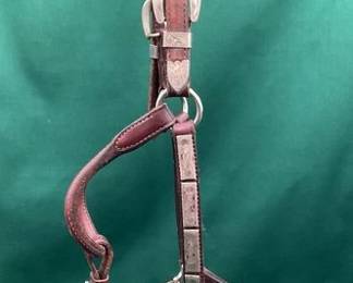 427  Vintage sterling silver engraved show halter with protective bag 
