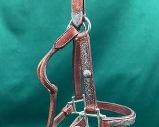 425  Vintage sterling silver engraved show halter with lead 