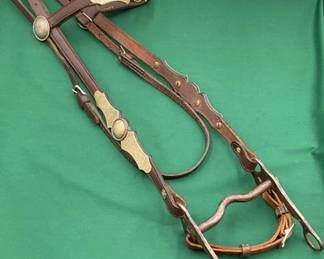 469 Vintage western silver over lay head stall with bit and matching breast collar
