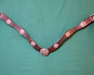 624 Broken Horn leather and silver show breast collar