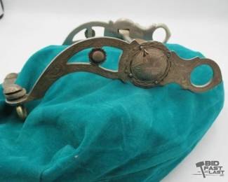 177  Sterling silver show bit 